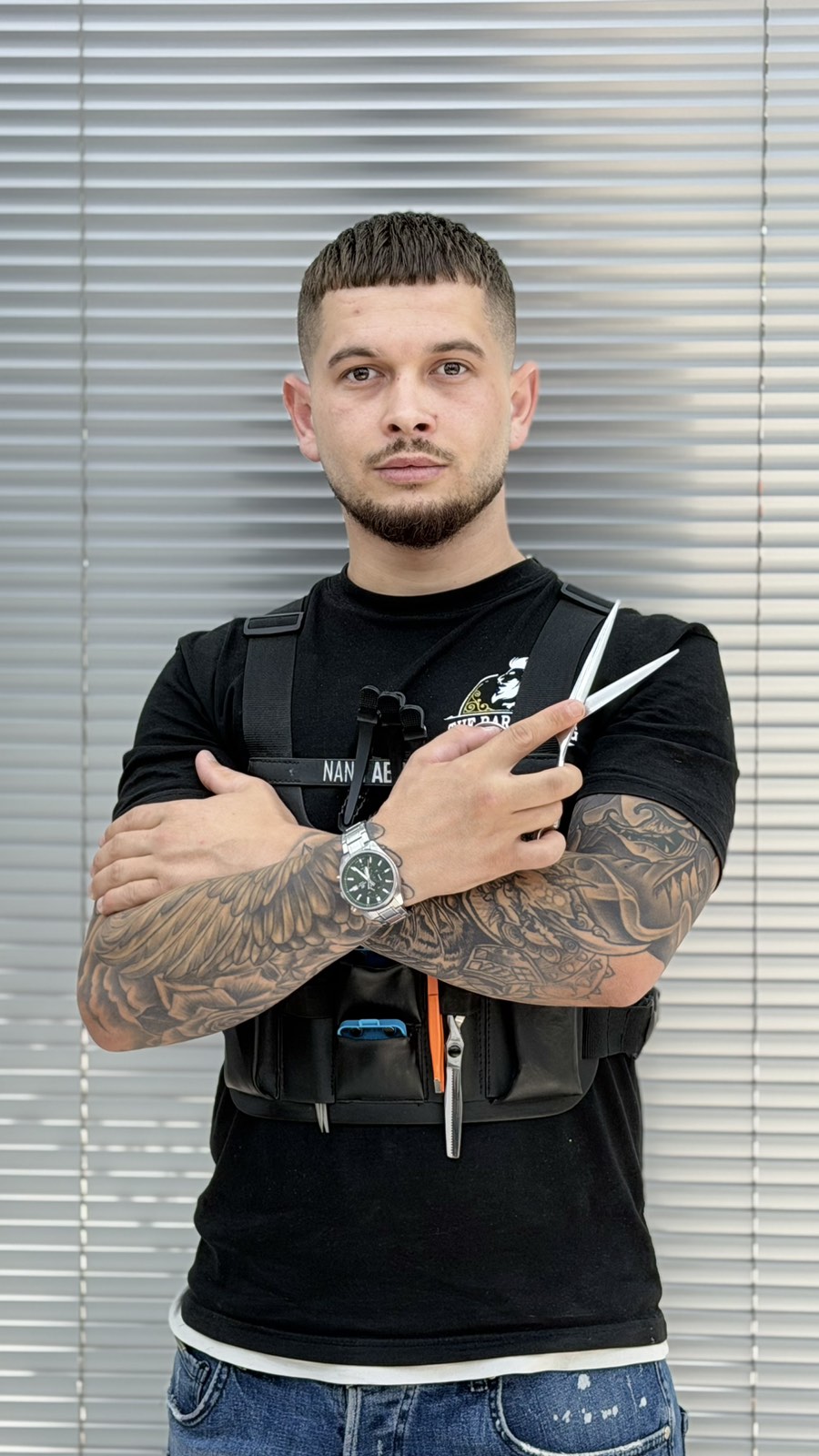Кязъм — Senior бръснар в The Barber King